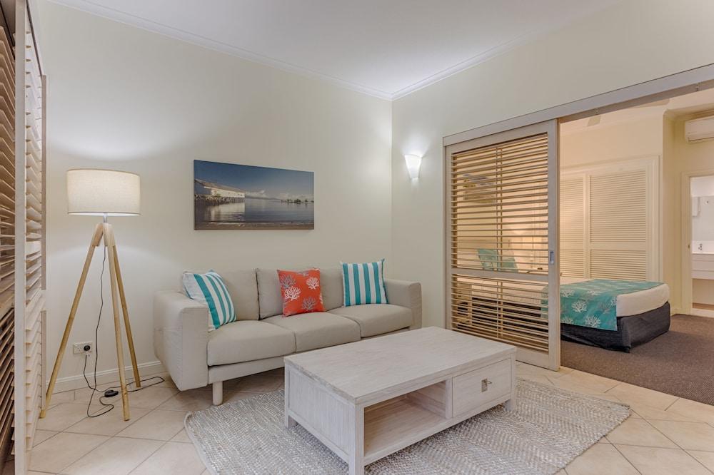 Macrossan House Boutique Holiday Apartments Πορτ Ντάγκλας Εξωτερικό φωτογραφία
